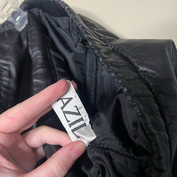 Vintage 90’s Pull on 100% Leather Pants - Picture 11 of 12